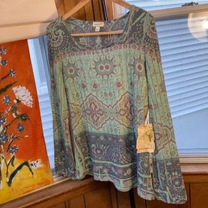 NWT A beautiful, soft One World Sweater/Top XL $58